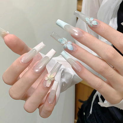 Clear Water Cat Eye gel shade 02 on nails