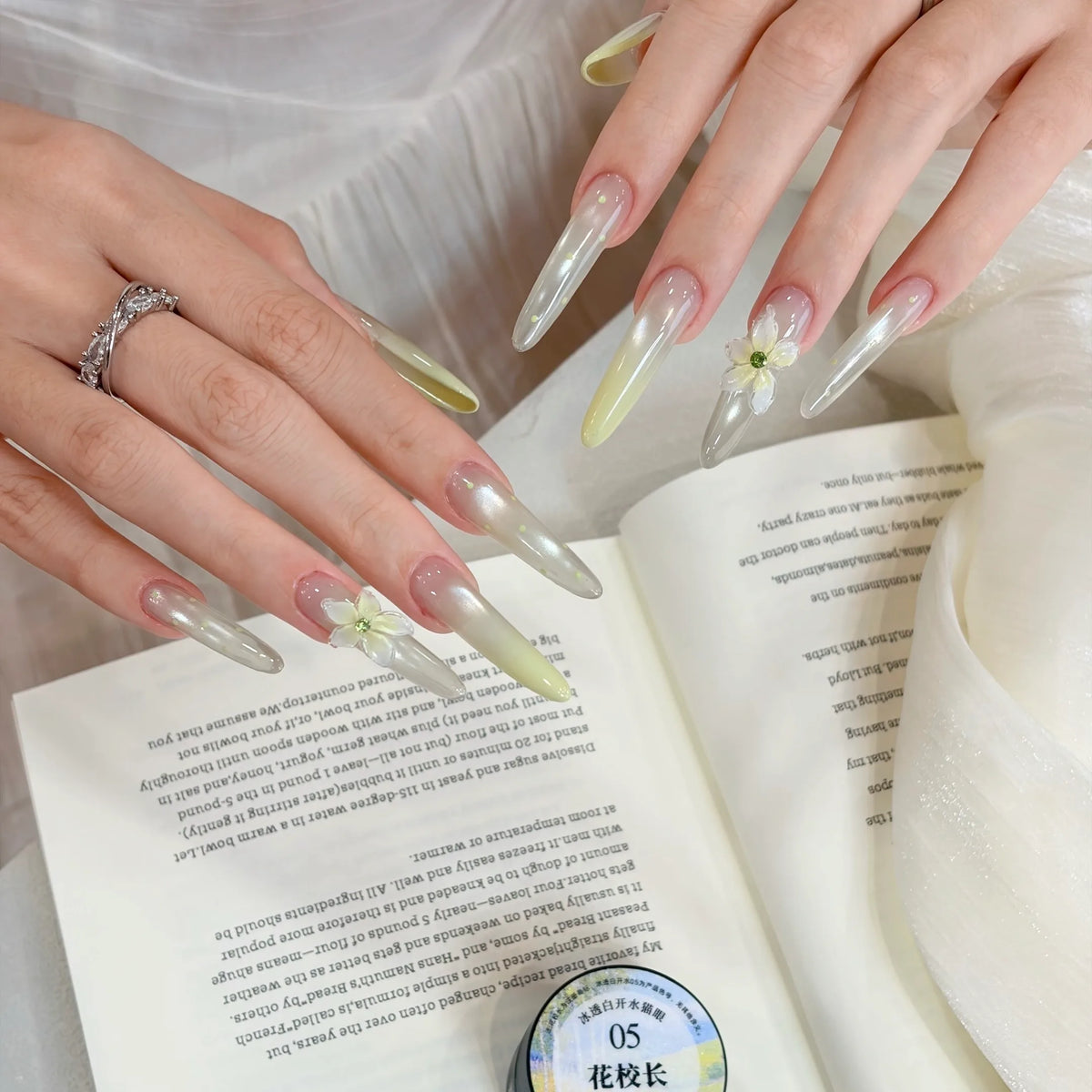 Clear Water Cat Eye gel shade 05 on nails