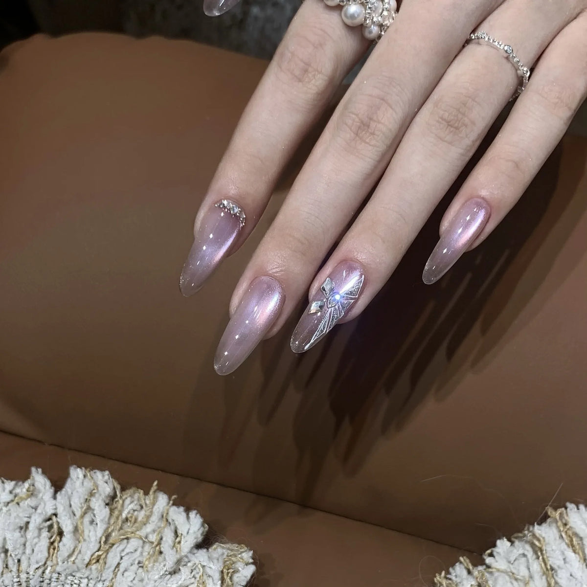 Cute Pet Cat Eye gel shade 08 on nails