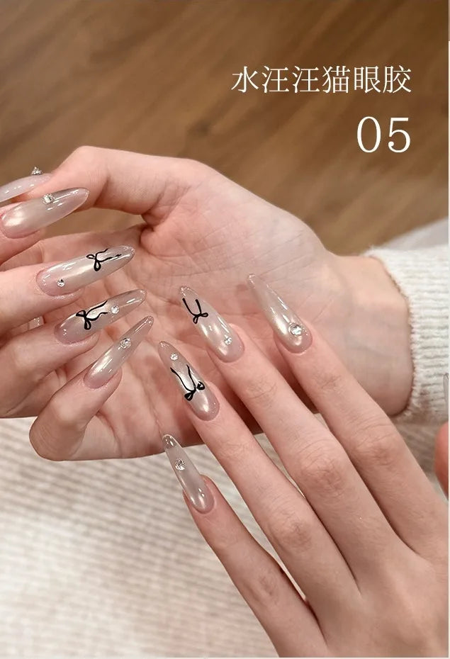 Dewy Cat Eye gel shade 05 on nails