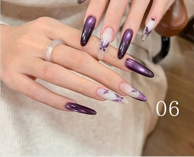 Dewy Cat Eye gel shade 07 on nails