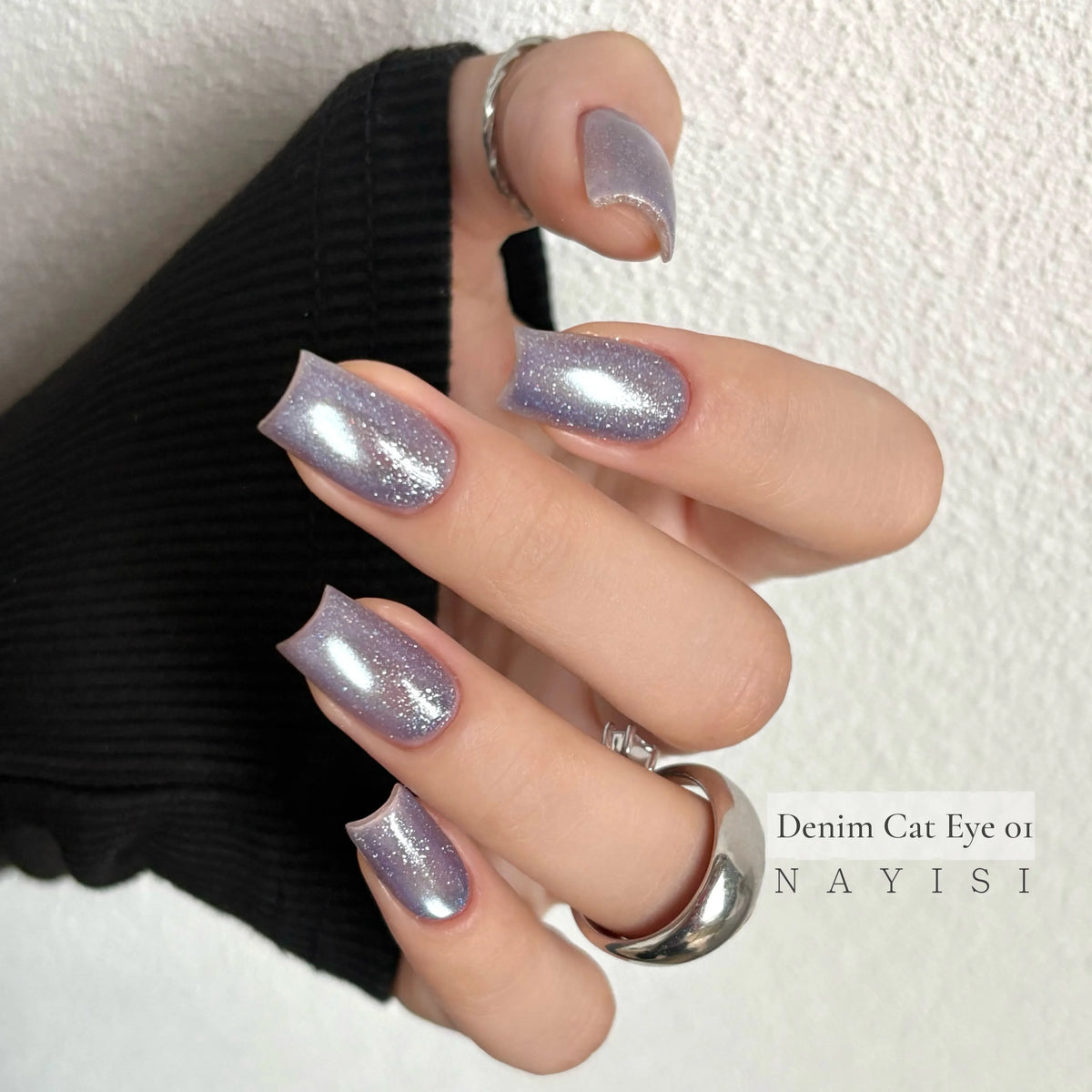 Denim Cat Eye 01, periwinkle cat eye, on nails