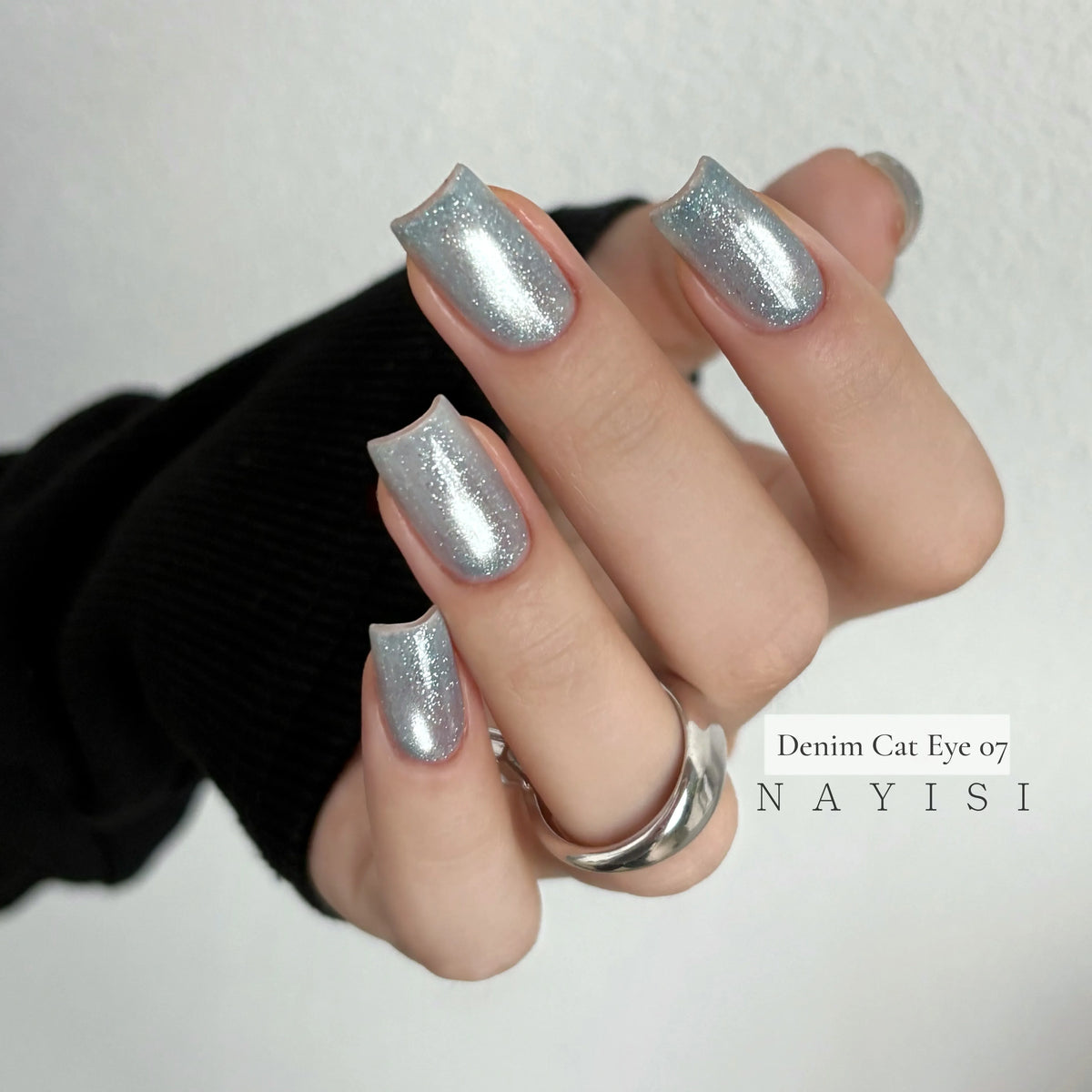 Denim Cat Eye 07, icy light blue cat eye, on nails