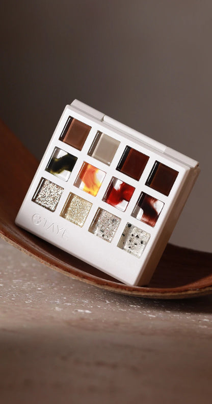 TAYE Amber Glow 12-Color Palette – Palette Product Shot