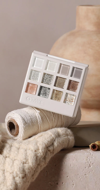 TAYE INS 12-Color Palette – Palette Product Shot
