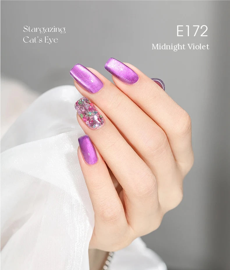 TAYE Stargazing (Chasing Light) cat eye gel E172 Midnight Violet on a hand