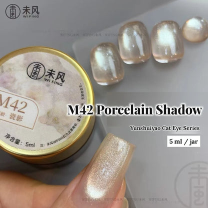 Weifeng Yunshuiyao M42 Porcelain Shadow cat eye gel, 5 ml jar with nail swatches