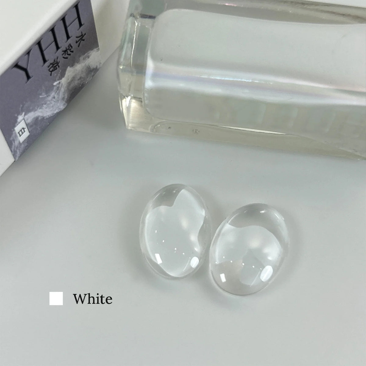 YHH white blending ink bottle and glass swatches