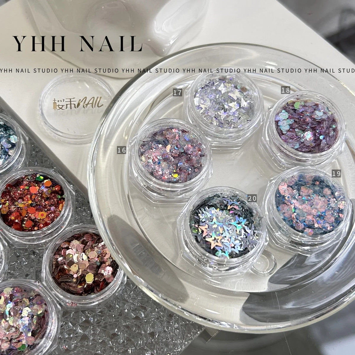 YHH chameleon glitter jars No. 1–20 with numbered lids