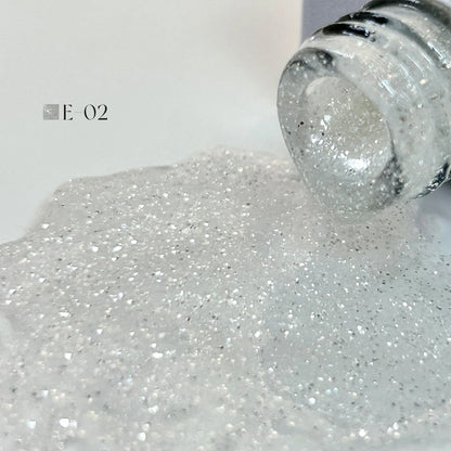 YHH Moonset Star Veil E-02 Clear Crystal shimmer gel poured from the bottle