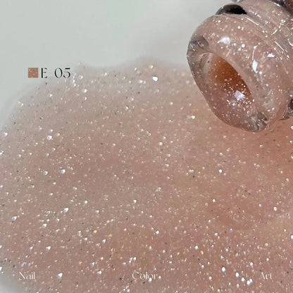 YHH Moonset Star Veil E-05 Peach Blush shimmer gel poured from the bottle